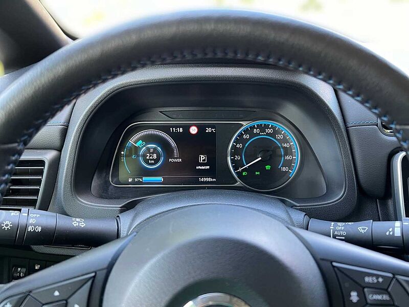 Nissan Leaf 40kWh N-Connecta 360°CAM NAVI KEYLESS SITZH