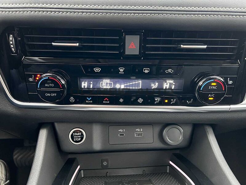 Nissan X-Trail 1.5 VC-T MHEV N-Connecta XTRONIC PGD LED